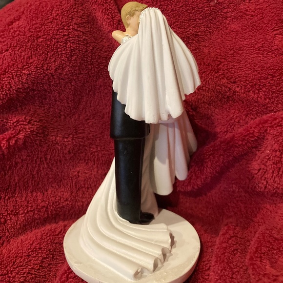 Cake Topper - Threshold of Happiness - Picture 5 of 6